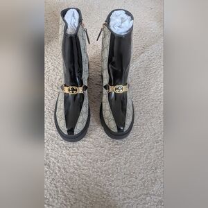 New, luxury boots that will turn heads for sure! Dare to be different!